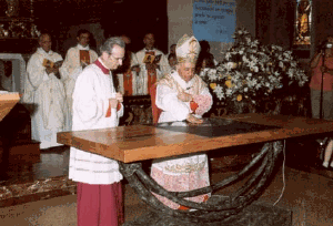 Consacrazione nuovo altare