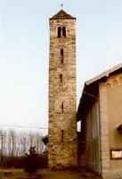 Campanile romanico