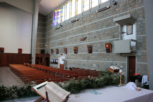 Vista dall'altare destra