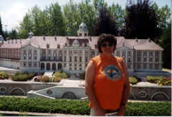 009.jpg (191108 byte)