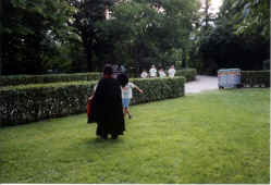 061.jpg (311925 byte)