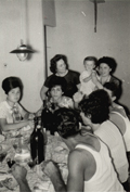 Famiglia Strozzi agli inizi ddegli anni '60 nella casa di San Paolino