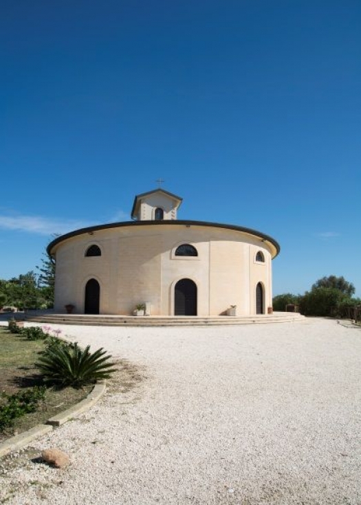 chiesa_madonna_della_roccia_1.jpg