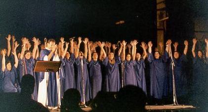 Coro3.jpg (21022 byte)