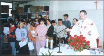 Una celebrazione eucaristica presso il centro