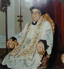 L'arciprete parroco don Salvatore Giuffrida