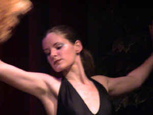 C00215.JPG (77441 byte)