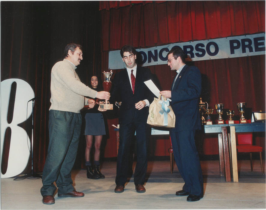 1995 premiazione.jpg (85555 byte)