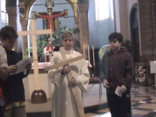 2001 - Via Crucis 002.jpg (63728 byte)