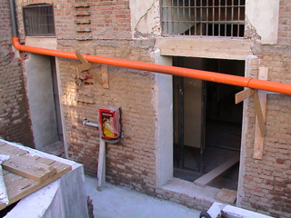 esterni 18.JPG (83387 byte)