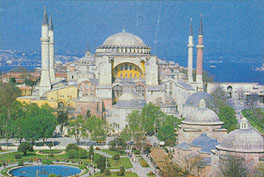 Santa Sofia fu la chiesa madre dell'Oriente bizantino. Oggi è una moschea.