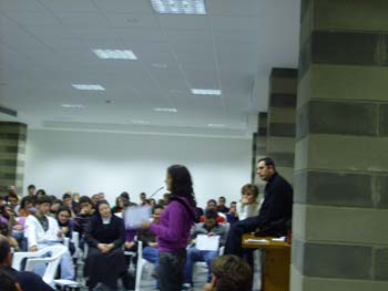 Erica durante la condivisione