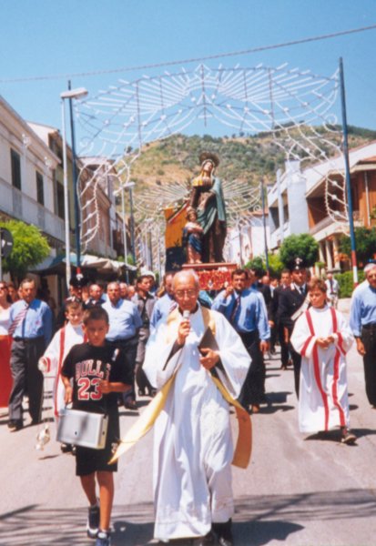 Processione di S. Anna nelle strade di Pozzilli