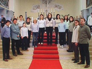 Il Coro Parrocchiale di Cargnacco che ha aperto la premiazione del 22 ottobre 2000