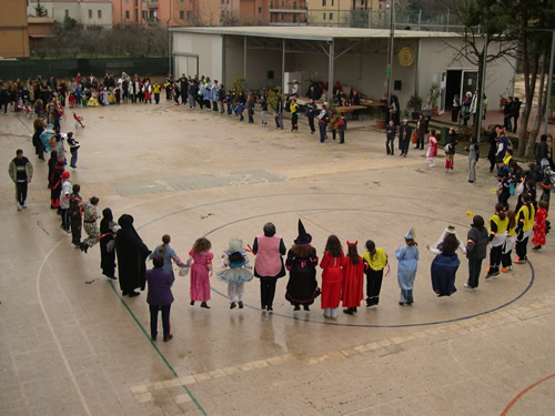 480x353 pixels (72K)