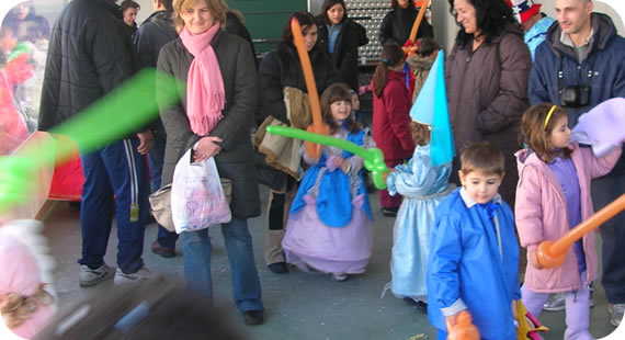 550x288 pixels (45K)