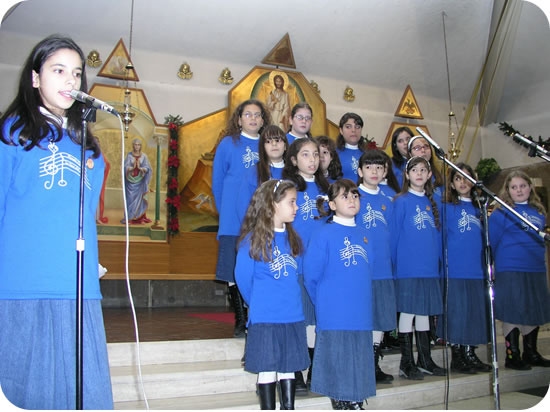 530x390 pixels (59K)