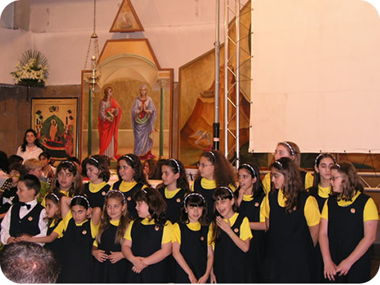 530x390 pixels (68K)