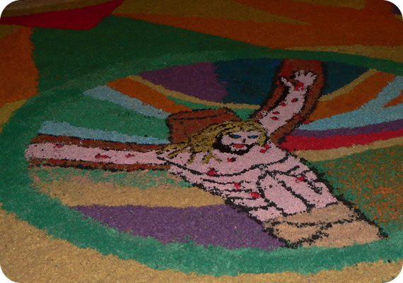 550x378 pixels (58K)