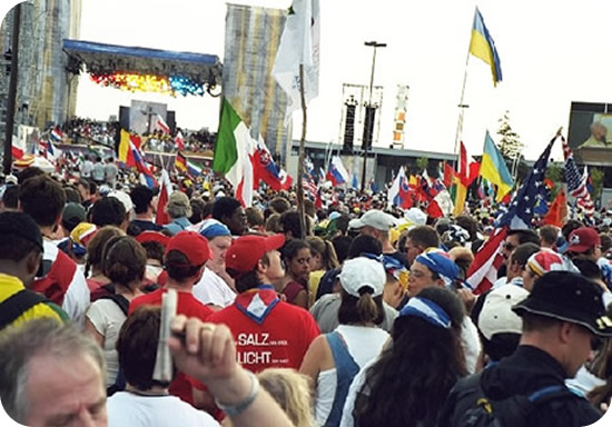 530x362 pixels (82K)