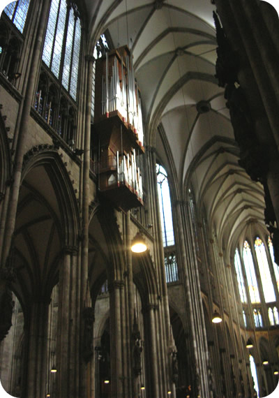 380x548 pixels (66K)