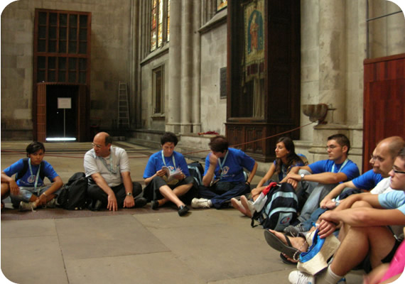 550x378 pixels (65K)