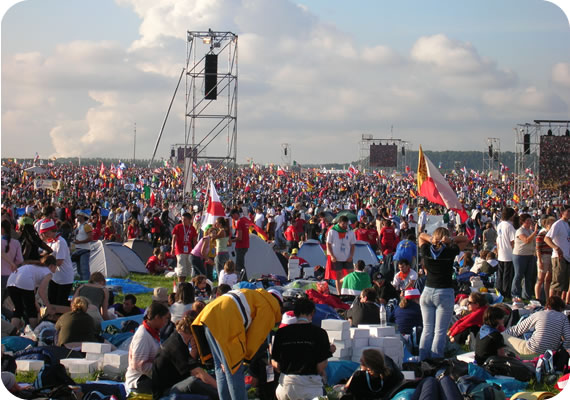 550x378 pixels (75K)