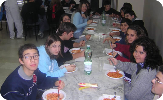 518x310 pixels (43K)