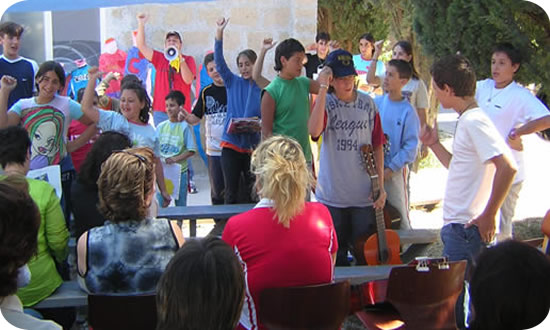 530x308 pixels (55K)