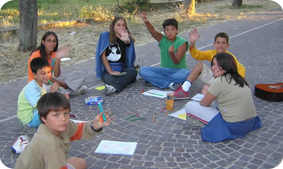 530x308 pixels (54K)