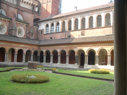 480x353 pixels (70K)