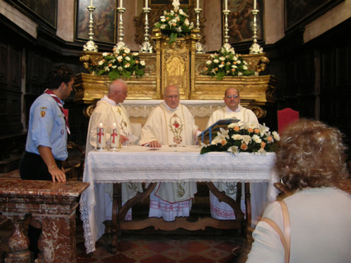 480x352 pixels (91K)