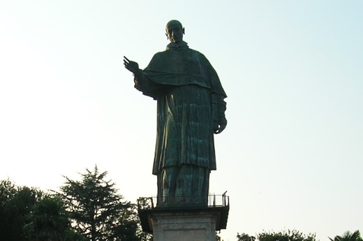 500x323 pixels (37K)