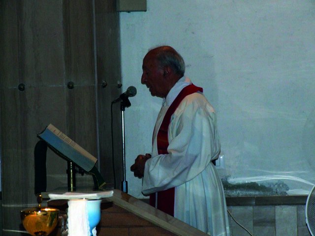 La celebrazione eucaristica a Torrevecchia Teatina (don Lino)