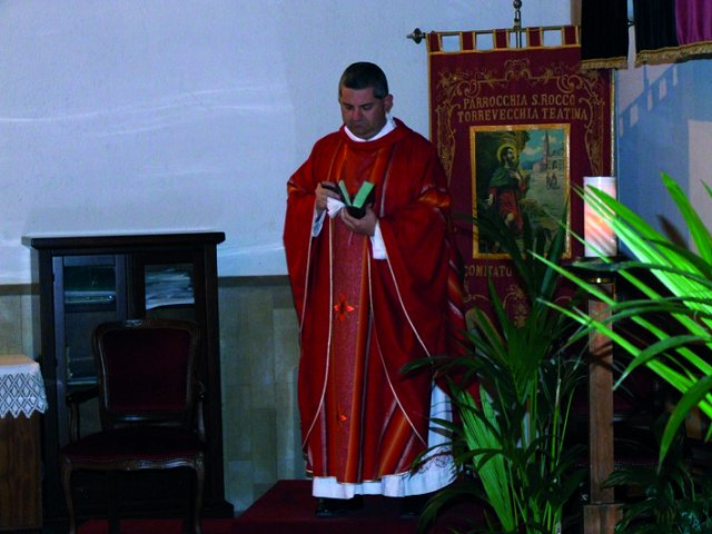 La celebrazione eucaristica a Torrevecchia Teatina (don Rocco)