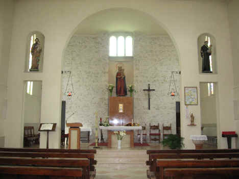 Interno chiesa dopo restauro - settembre 2001