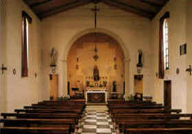 Chiesa di Venera - interno negli anni 1970-1980